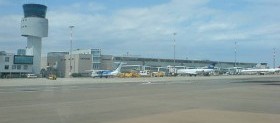 Flughafen Olbia Aussenaufnahme Terminal